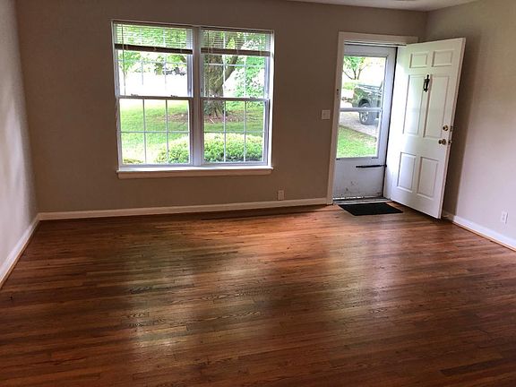 4th image of 1412 Clifton Ln #A