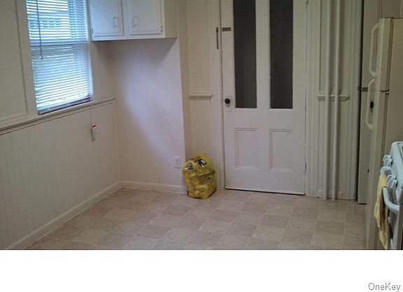 4th image of 278 High Ave #1