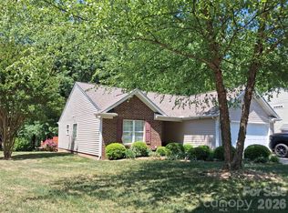 207 Woodlynn Dr, Charlotte, NC 28214
