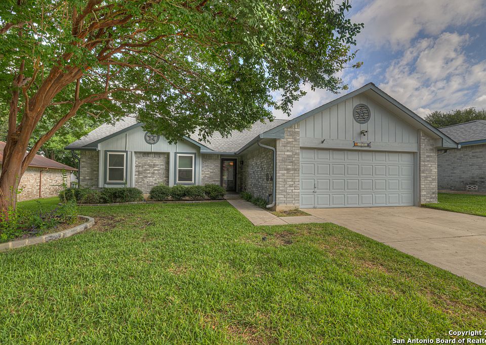 1st image of 3825 GREENRIDGE