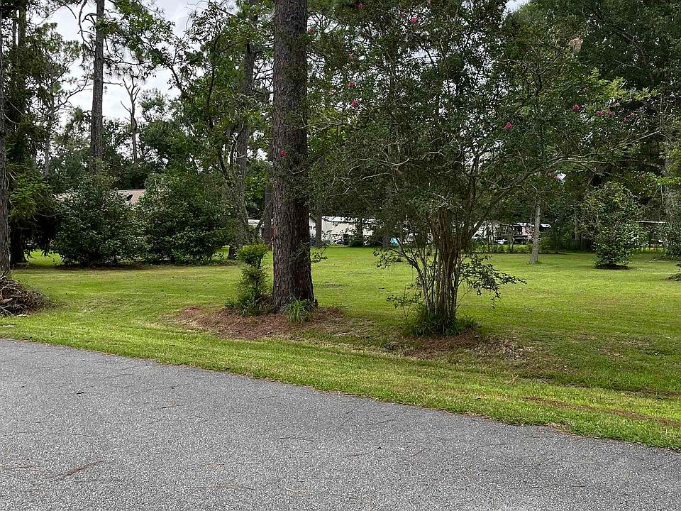 2nd image of 12389 Osborne Dr