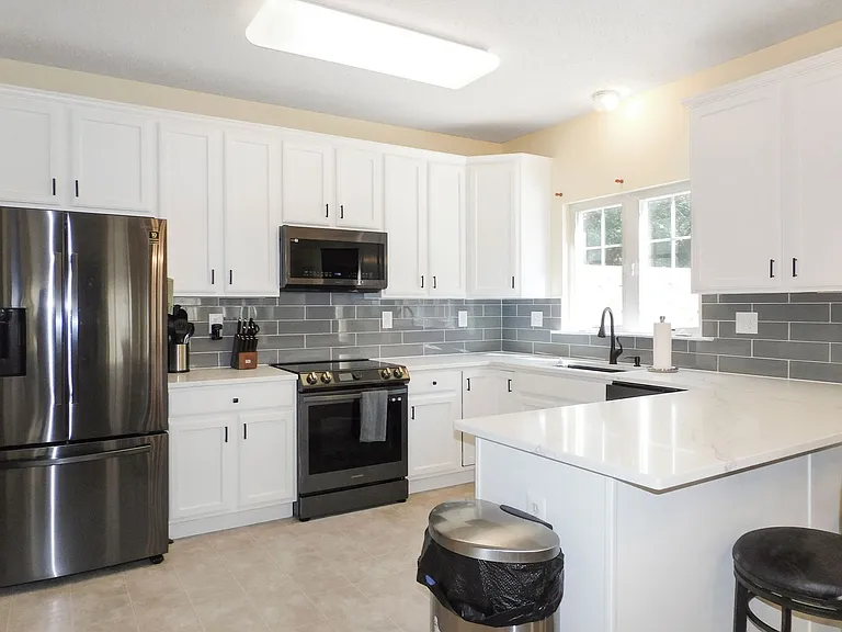102 Powhatan Ct — Photo 9