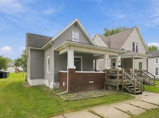 413 E King St, Garrett, IN 46738