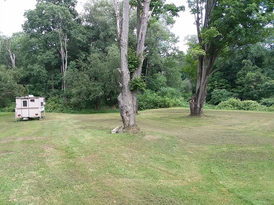 2nd image of 4630 Damon Hill Rd