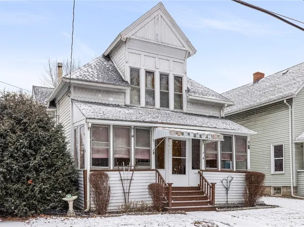 4 Vine St, Batavia, NY 14020