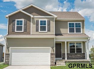13014 S 66th Ave, Papillion, NE 68133