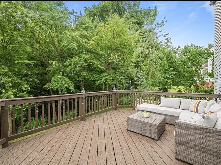 4008 Claridon Dr — Photo 32