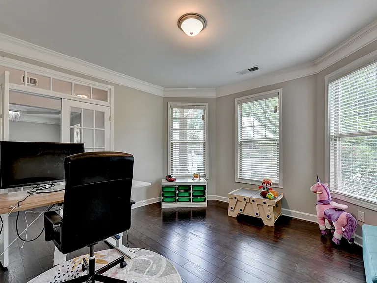 6035 Ashborough Park — Photo 18