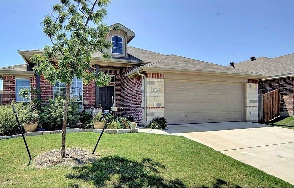1st image of 2324 Wakecrest Dr