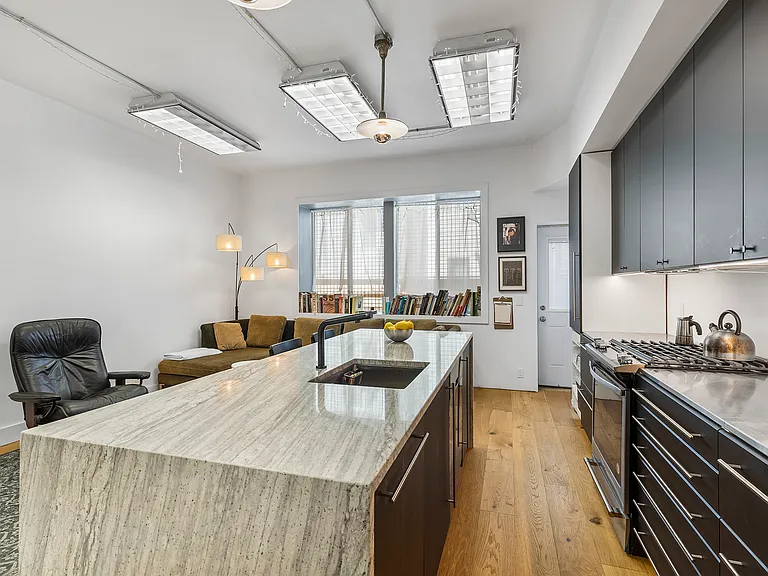 2020 E Fletcher St #1&2 — Photo 46