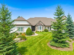 N35W23690 Auburn Ct #13-1, Pewaukee, WI 53072