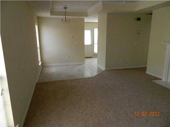 3rd image of 3813 Carriage Oaks Dr