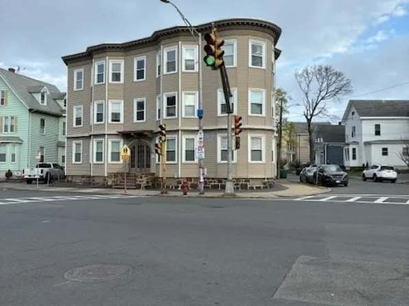 180 Lewis St APT 2, Lynn, MA 01902
