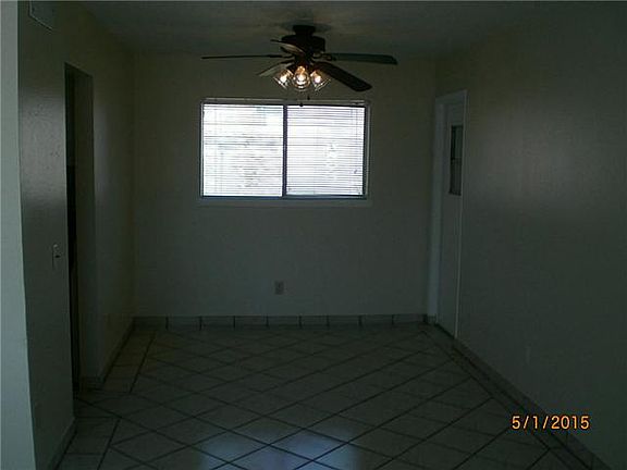 4th image of 10225 Bon Aire Dr