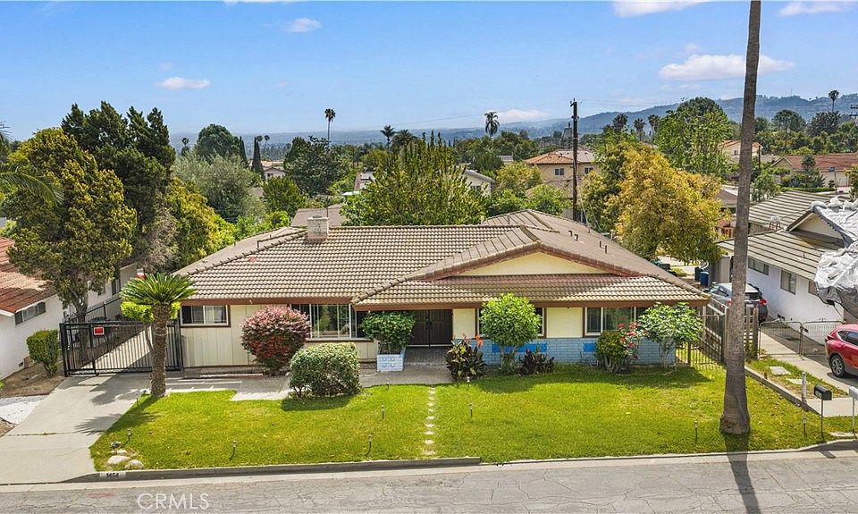 1st image of 1454 Ameluxen Ave