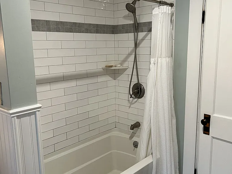 63 Central Ave — Photo 29