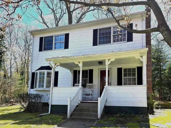 10 Chestnut Street, Stony Brook, NY 11790