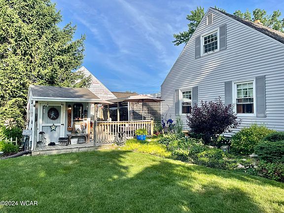2nd image of 420 Columbia Dr