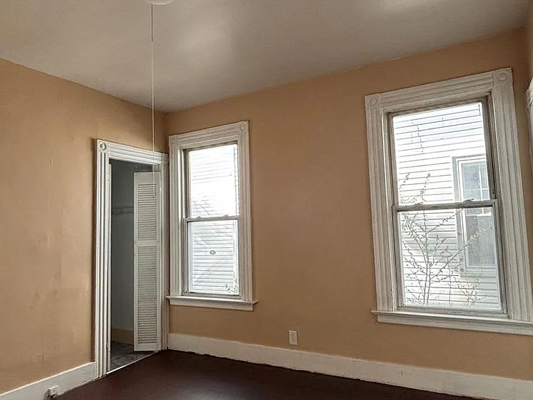 37-39 Hotchkiss St — Photo 21