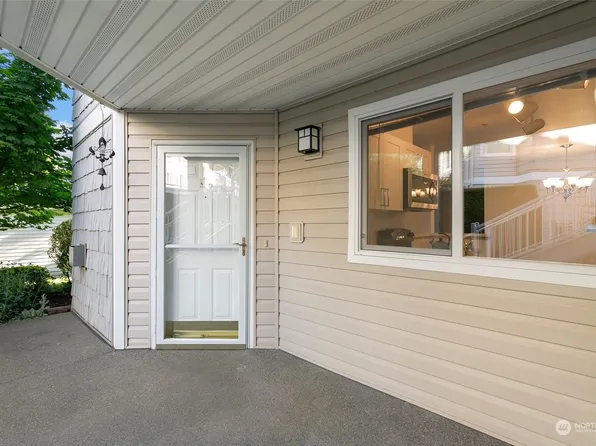 11130 SE 208th Street #G102, Kent, WA 98031