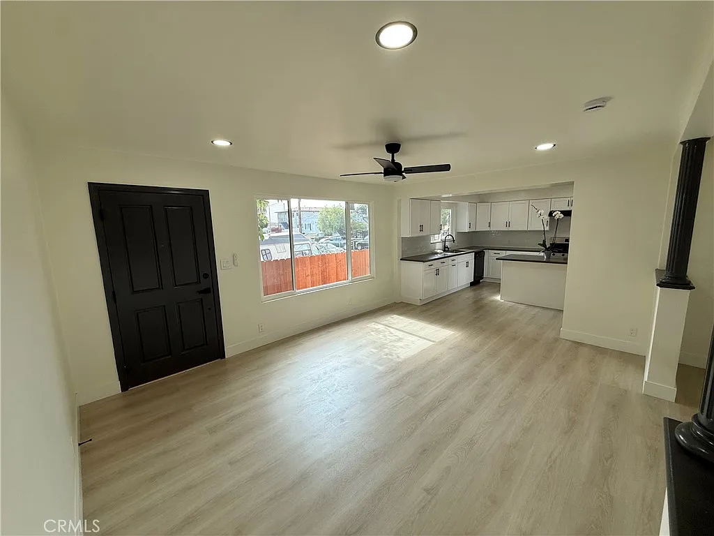 3 bed, 1400 sqft, $3,600 — Photo 4