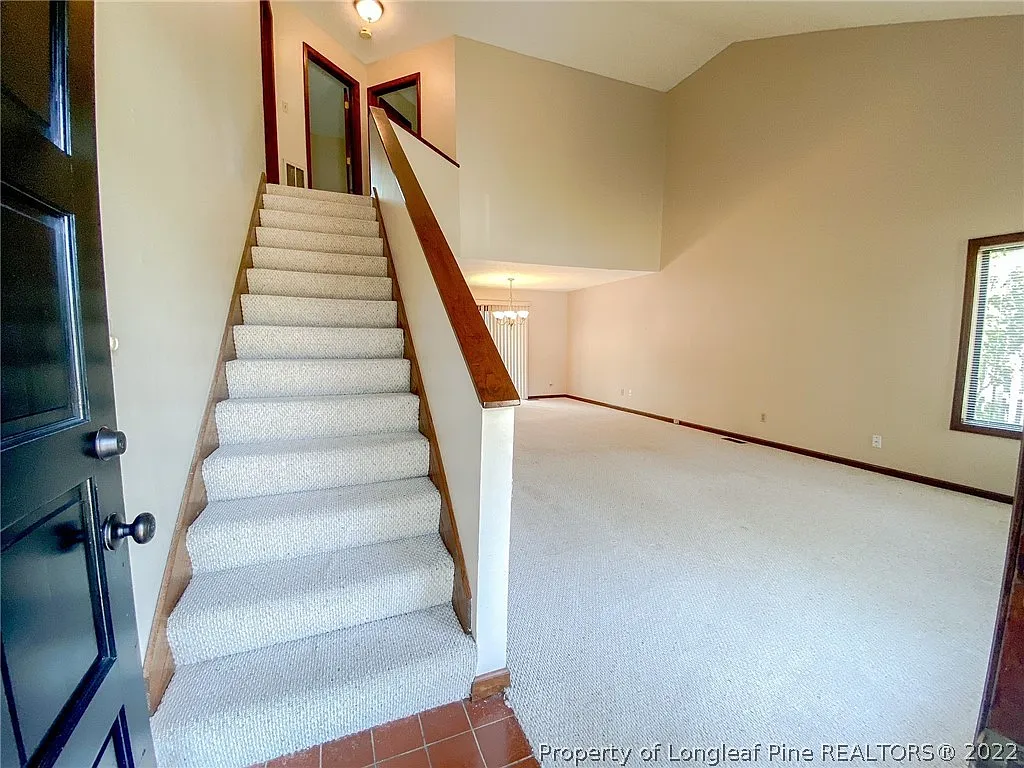2 bed, 1.5 bath, $1,200 — Photo 3
