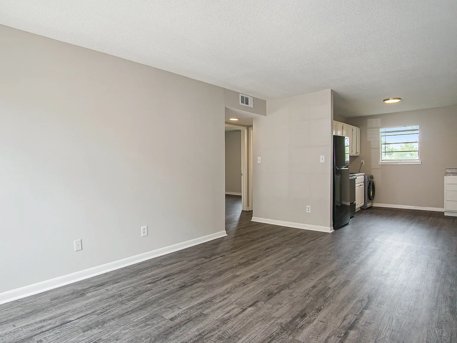 Uptown Villas — Photo 1