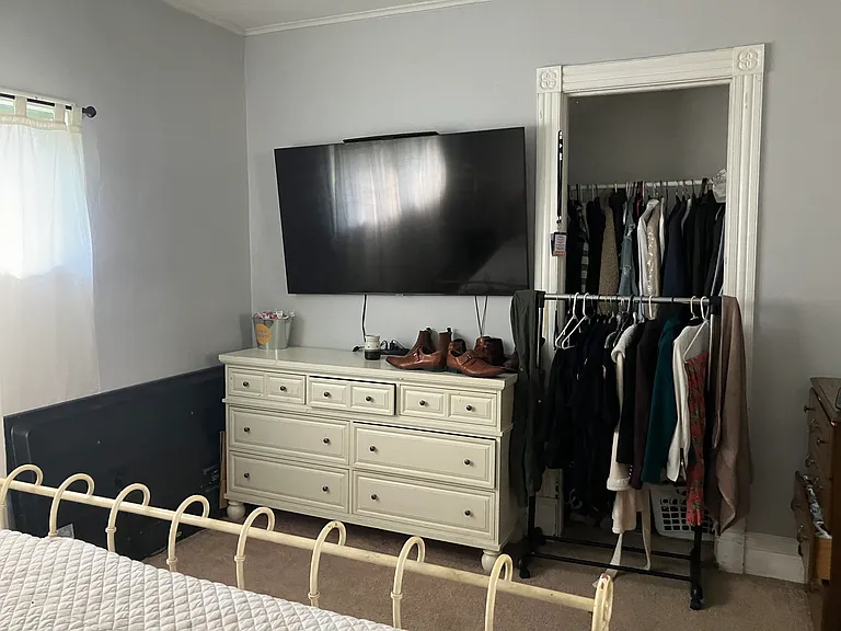 28 Pomona Pl #1 — Photo 12