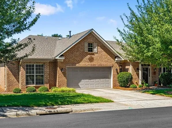 4605 Hanberry Dr, Greensboro, NC 27410