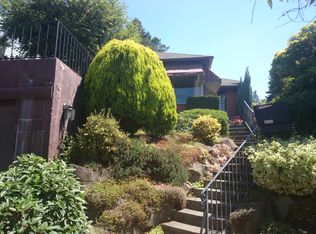 2552 29th Ave W, Seattle, WA 98199