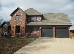 7102 E Chadowes St, Wichita, KS 67206