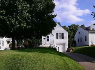 4816 Hickory St, Omaha, NE 68106