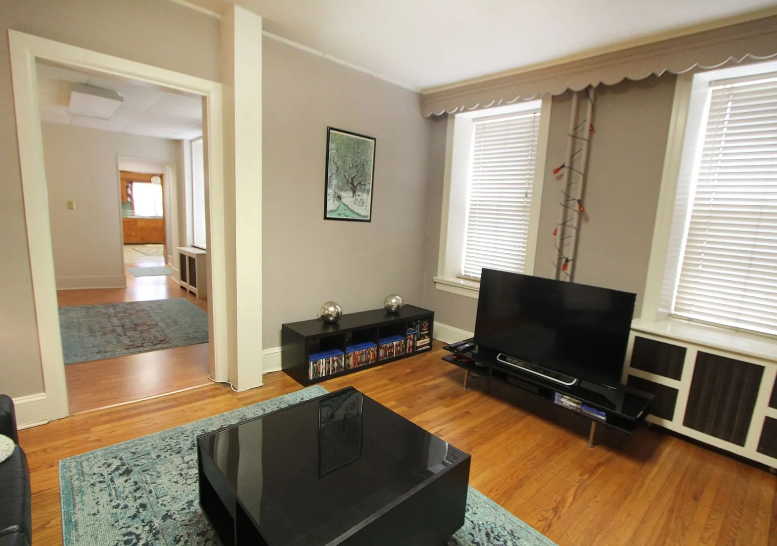 8107 Germantown — Photo 4