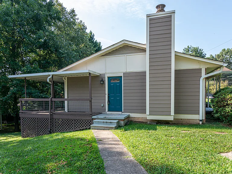 268 S French Broad Ave — Photo 4