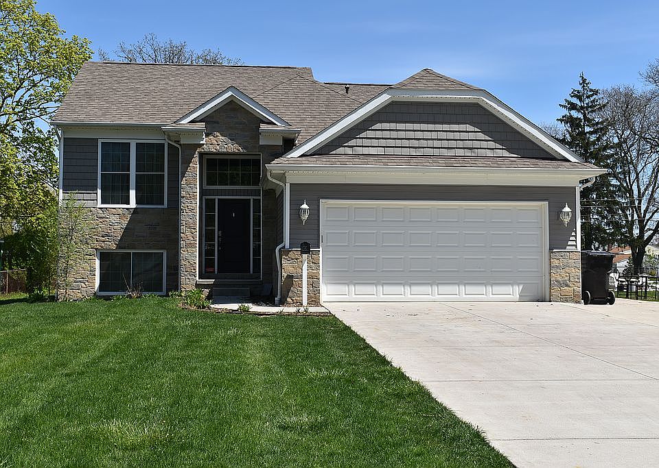 1st image of 3119 Lafayette Dr