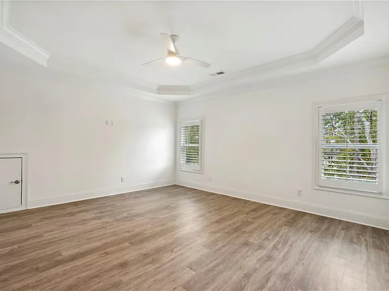 3750 Robinson Rd NE — Photo 38