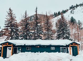 67 S Crawford Ave #A, June Lake, CA 93529
