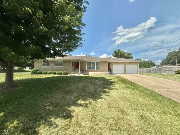 605 Redding Rd, Seymour, IN 47274