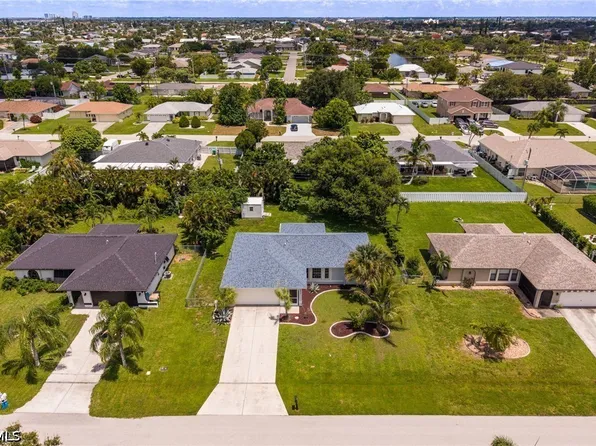 2329 SE 8th Ave, Cape Coral, FL 33990