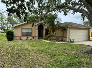 6946 Hammock Lakes Dr, Melbourne, FL 32940