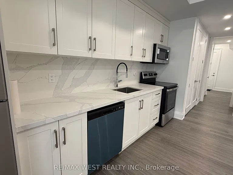 21 Antonio Ct #LOWER — Photo 13
