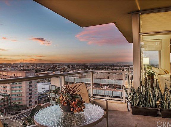 4th image of 400 W Ocean Blvd Unit 1804