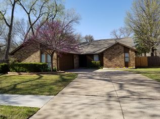4001 NE 143rd St, Edmond, OK 73013