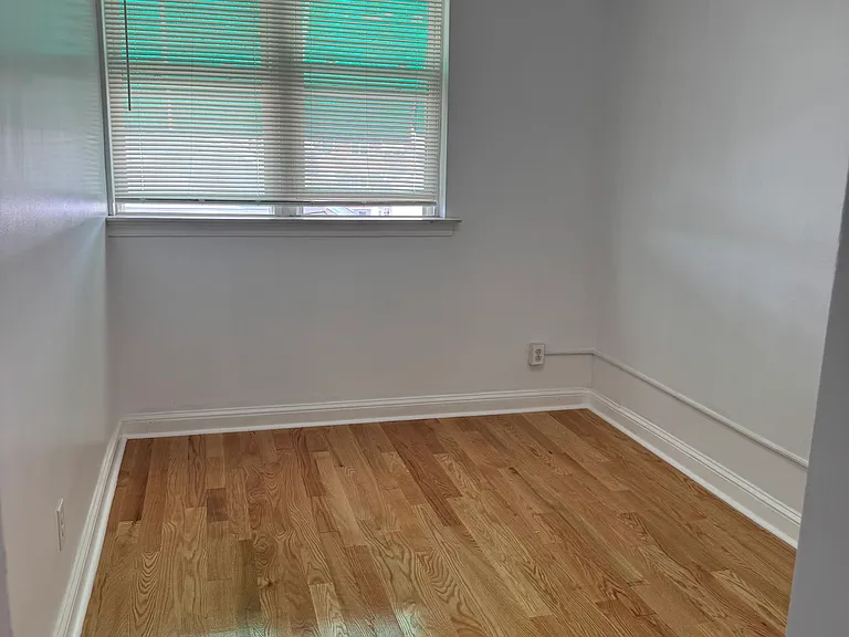 2036 S Newkirk St — Photo 15