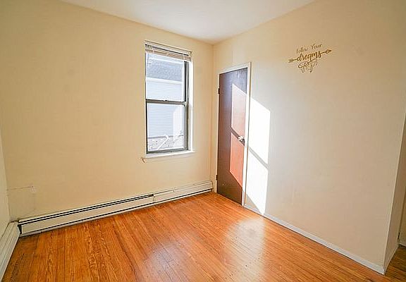 4th image of 99-20 Metropolitan Ave #2L