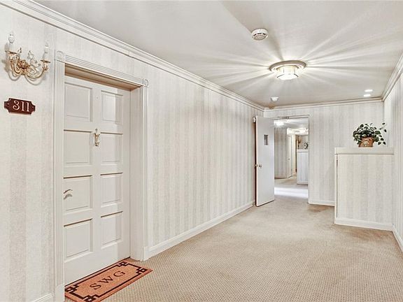 3rd image of 3000 Saint Charles Ave APT 311