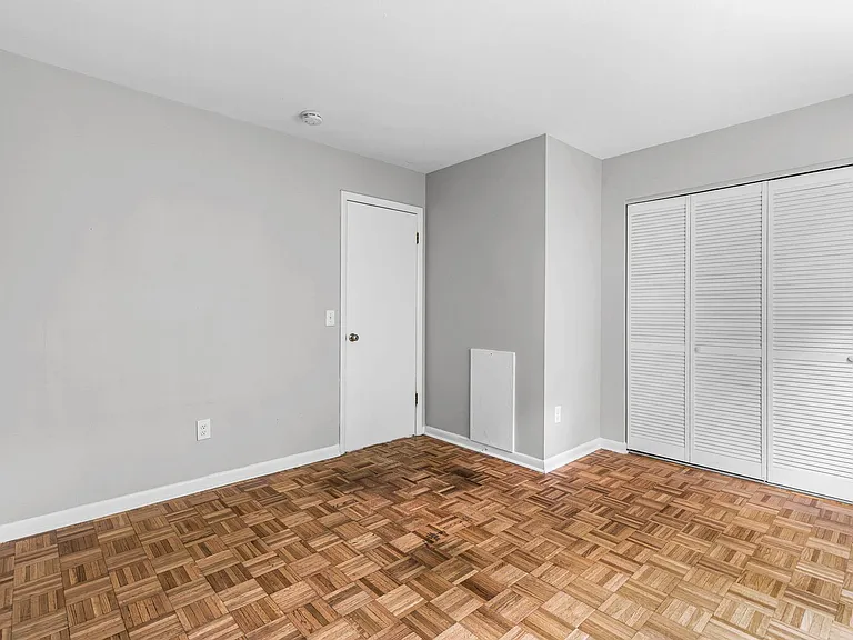 Canandaigua Garden Apartments — Photo 40