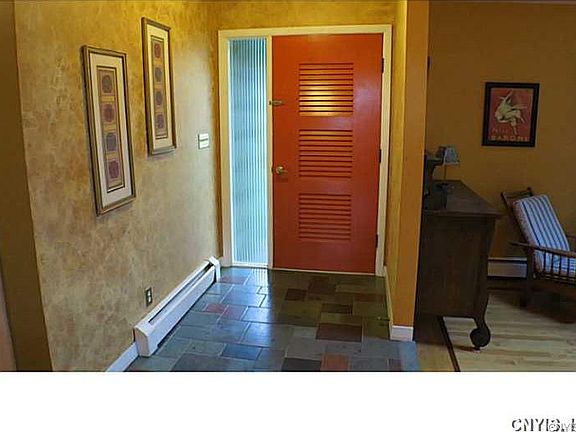 4th image of 4576 Stoneledge Ln