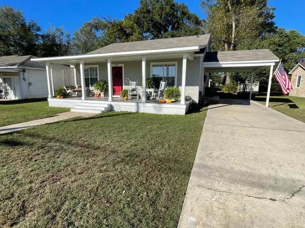 402 W 7th St, Smackover, AR 71762