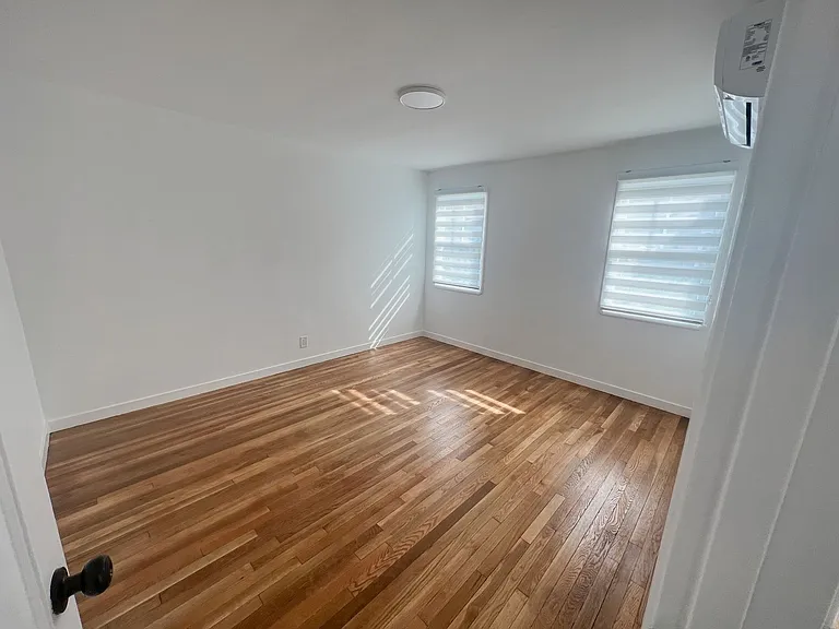 60 El Nido Ave — Photo 10